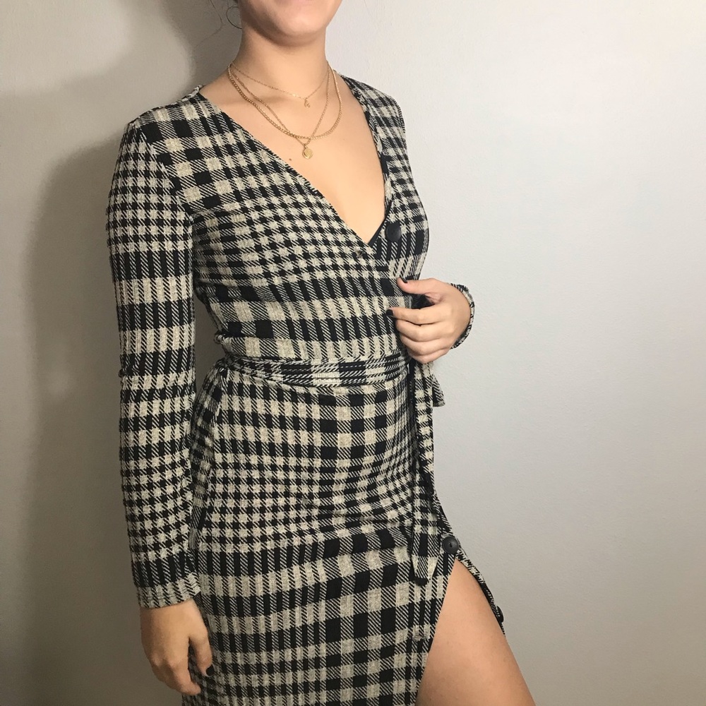 Bershka Mixed Houndstooth Print Midi Dress ✨